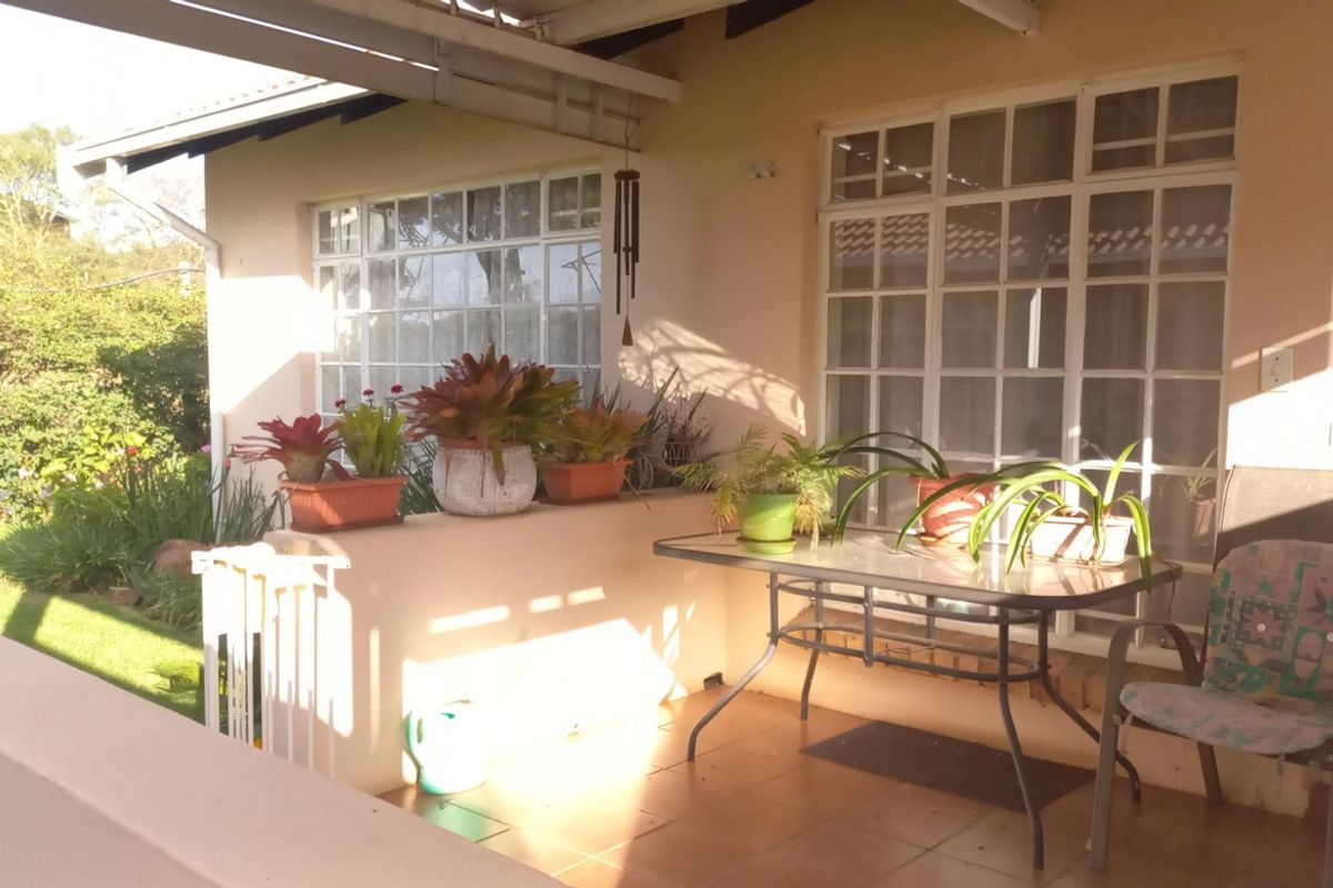 Townhouse For Sale In Pretoria - Photo 2