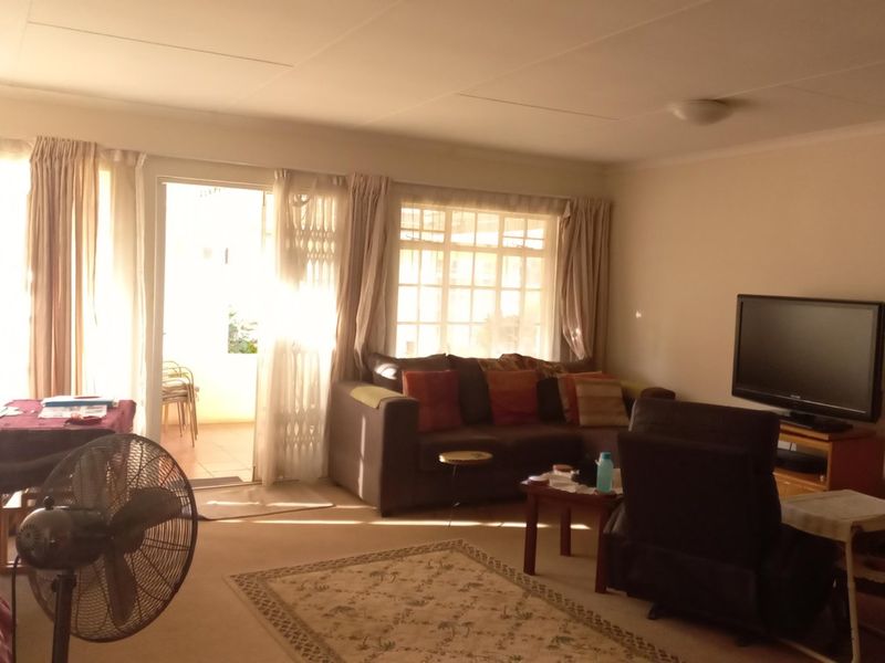 Townhouse For Sale In Pretoria - Photo 5