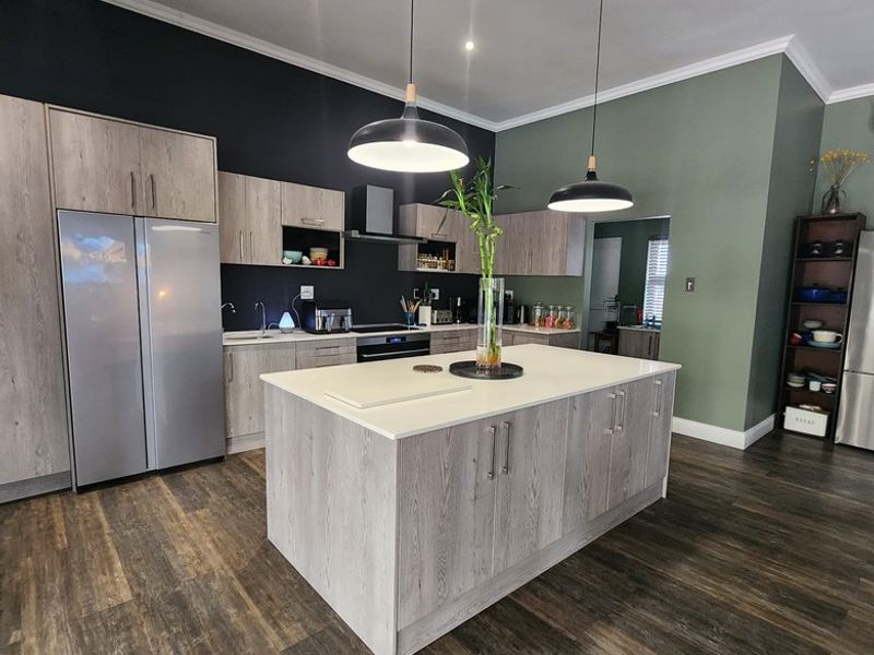 House For Sale In Malmesbury - Photo 10