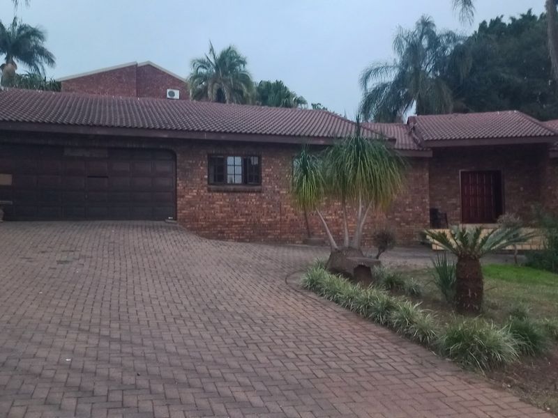 House For Sale In Pretoria - Photo 2