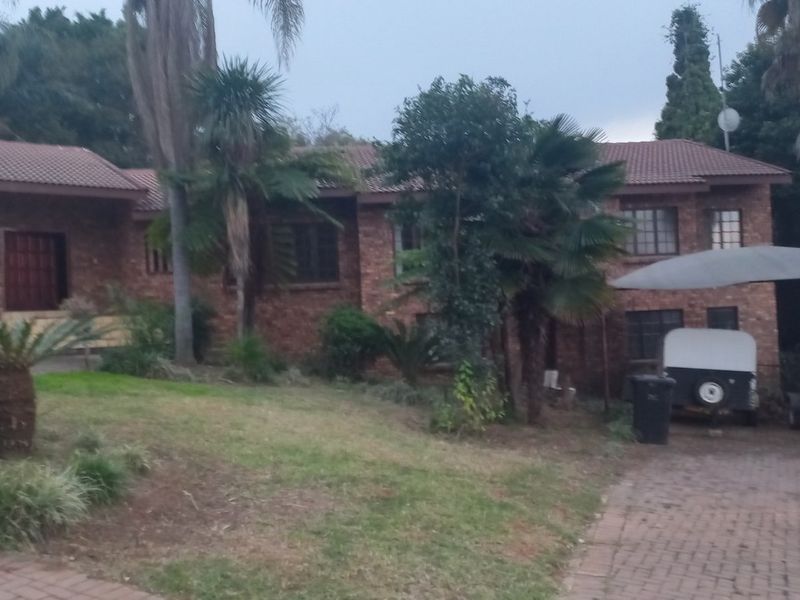 House For Sale In Pretoria - Photo 4