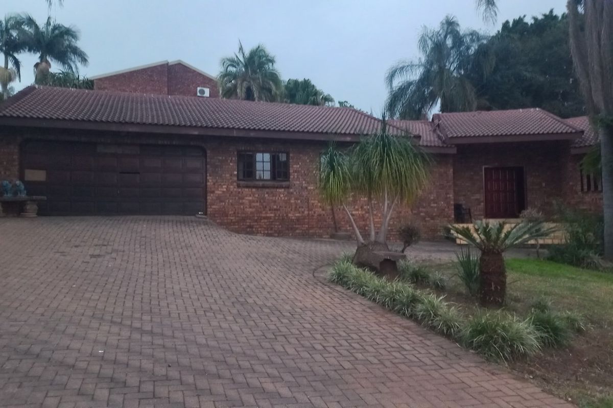 House Pending Sale In Pretoria - Photo 2