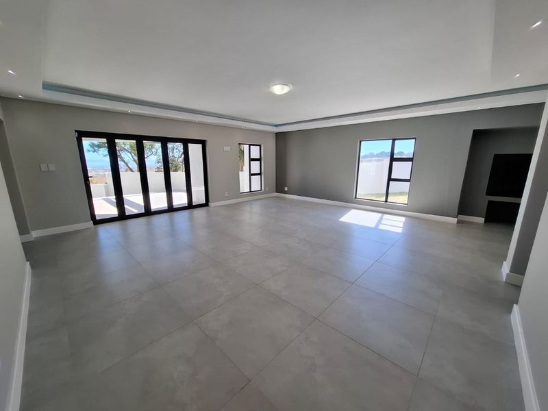 House For Sale In Langebaan - Photo 7