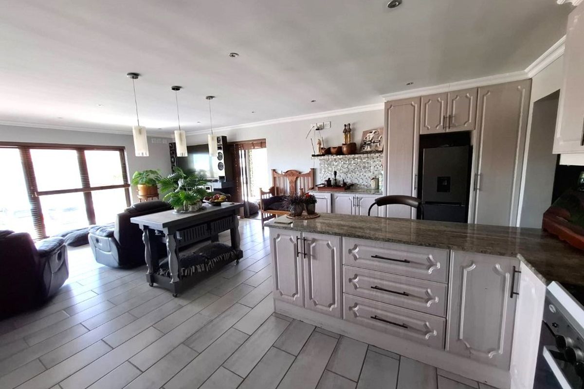 House For Sale In Langebaan - Photo 3