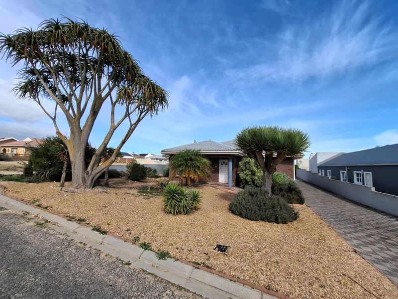 House For Sale In Langebaan - Photo 3
