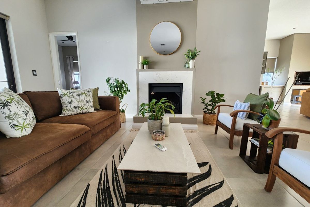 House For Sale In Malmesbury - Photo 3