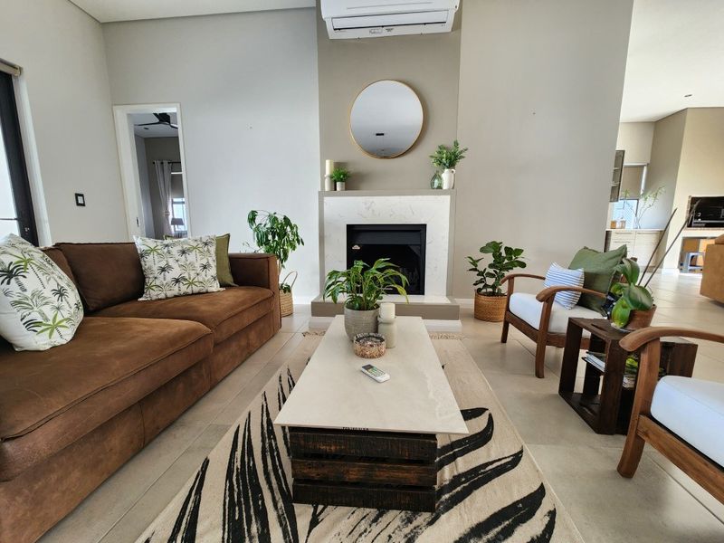 House For Sale In Malmesbury - Photo 3