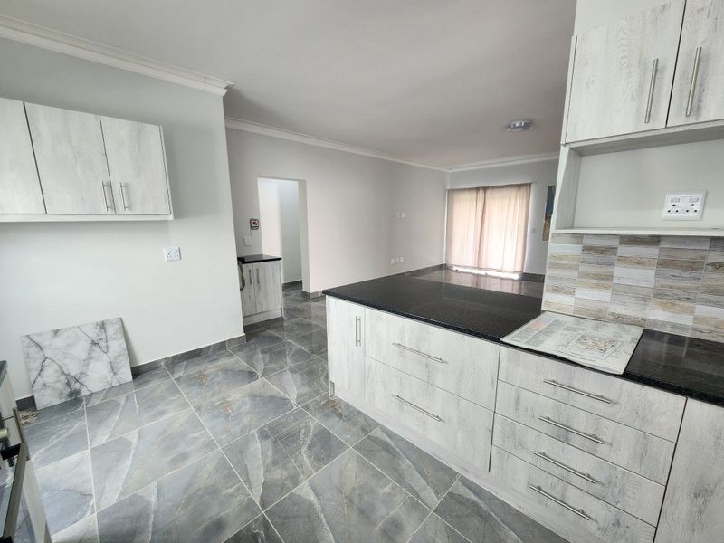 House For Sale In Malmesbury - Photo 6