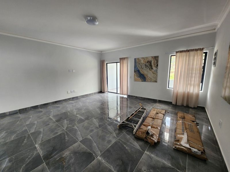 House For Sale In Malmesbury - Photo 2