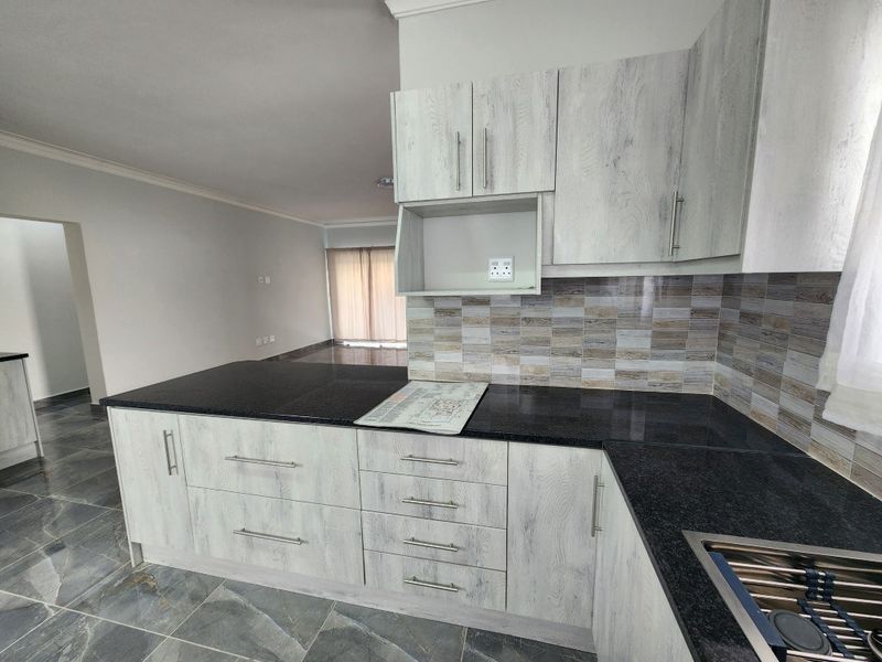 House For Sale In Malmesbury - Photo 5