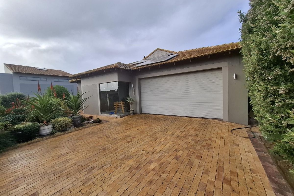 House For Sale In Langebaan - Photo 4