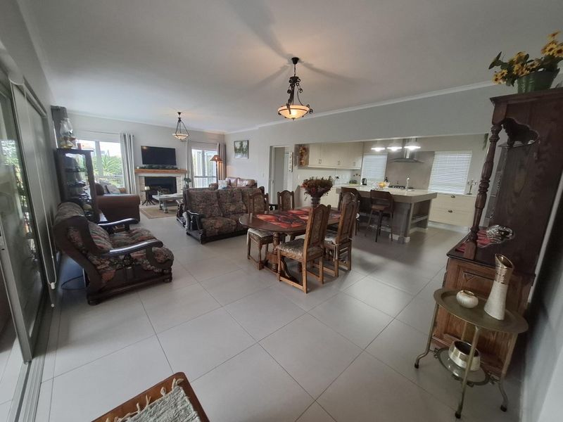 House For Sale In Langebaan - Photo 8