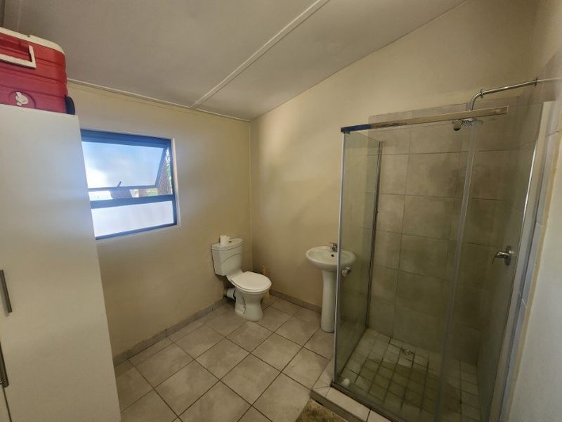 House For Sale In Malmesbury - Photo 8