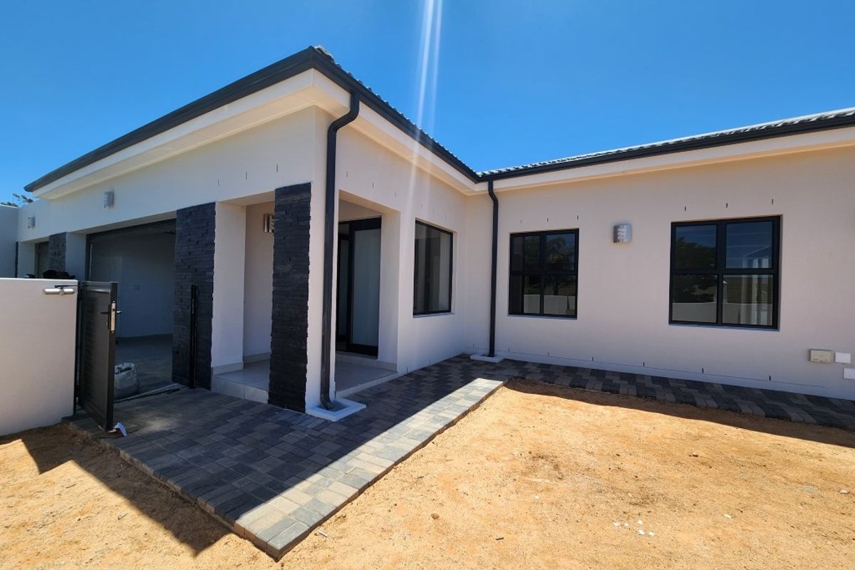 House For Sale In Malmesbury - Photo 3