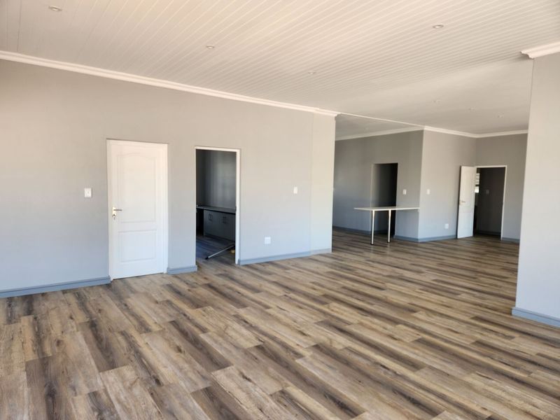 House For Sale In Malmesbury - Photo 8