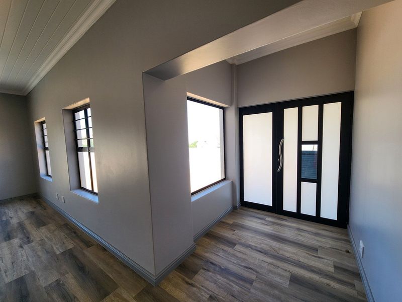 House For Sale In Malmesbury - Photo 5