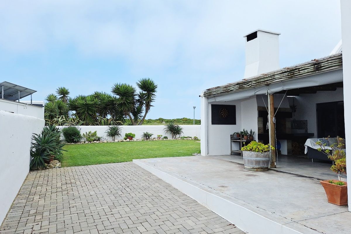 House For Sale In Jacobsbaai - Photo 2