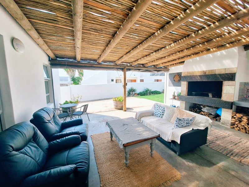 House For Sale In Jacobsbaai - Photo 4