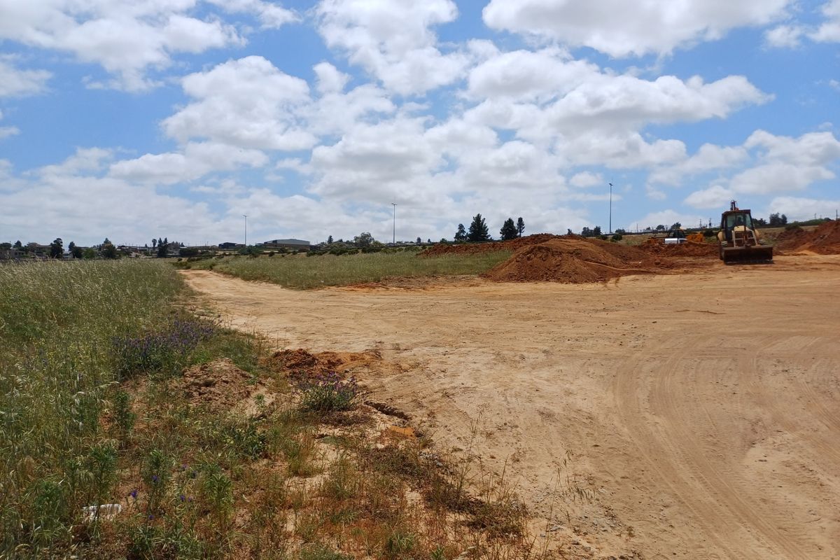 Industrial For Sale In Malmesbury - Photo 4