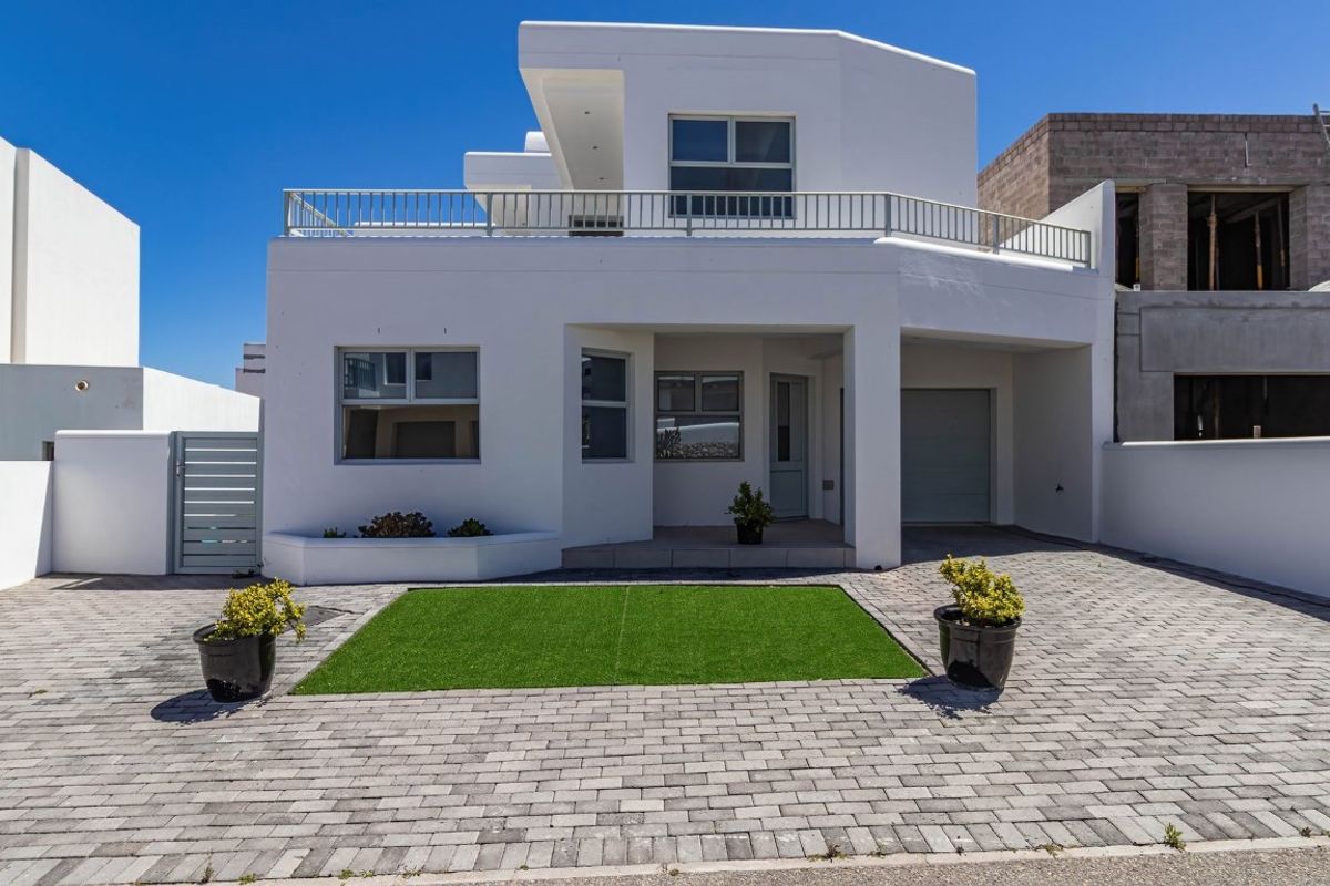 House For Sale In Langebaan - Photo 3