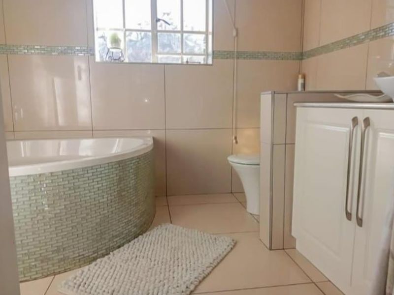 House For Sale In Brakpan - Photo 10