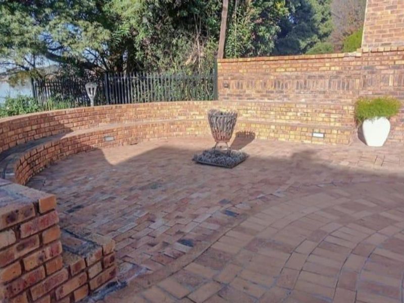 House For Sale In Brakpan - Photo 5
