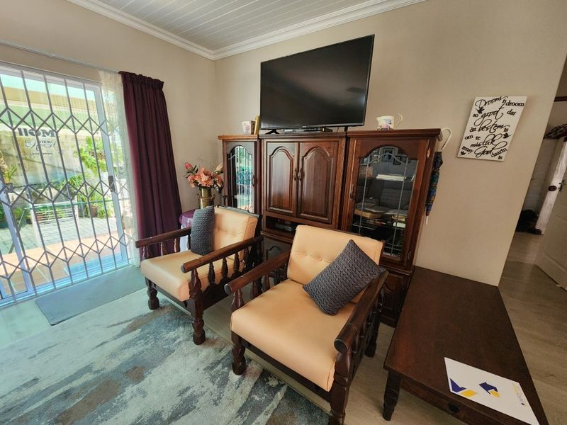 Townhouse Sold In Malmesbury - Photo 10