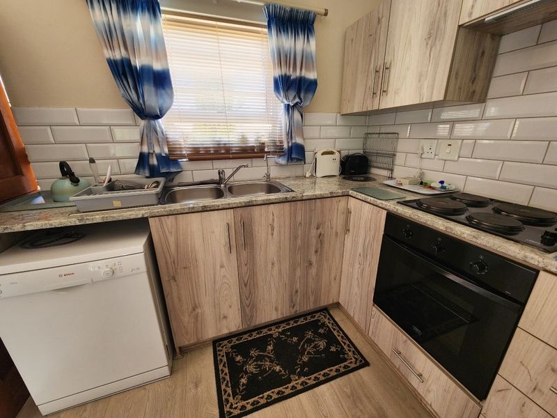 Townhouse Sold In Malmesbury - Photo 9