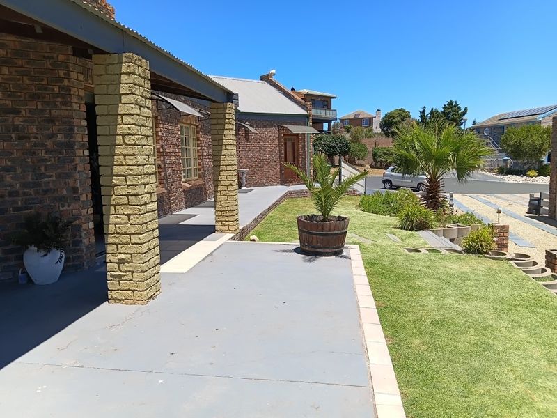 House For Sale In Langebaan - Photo 2