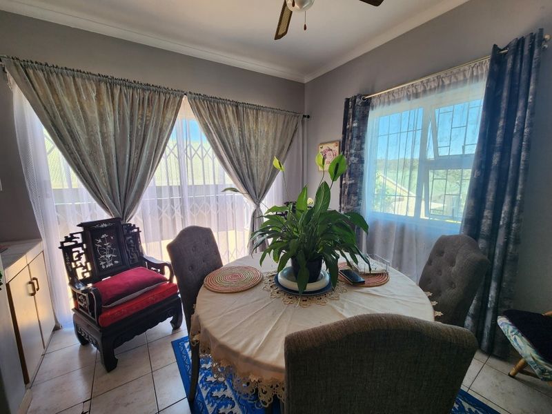 House For Sale In Malmesbury - Photo 7