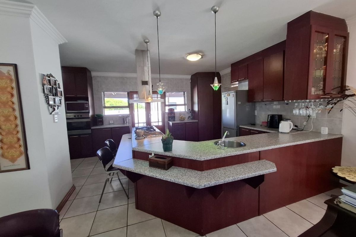 House For Sale In Langebaan - Photo 2