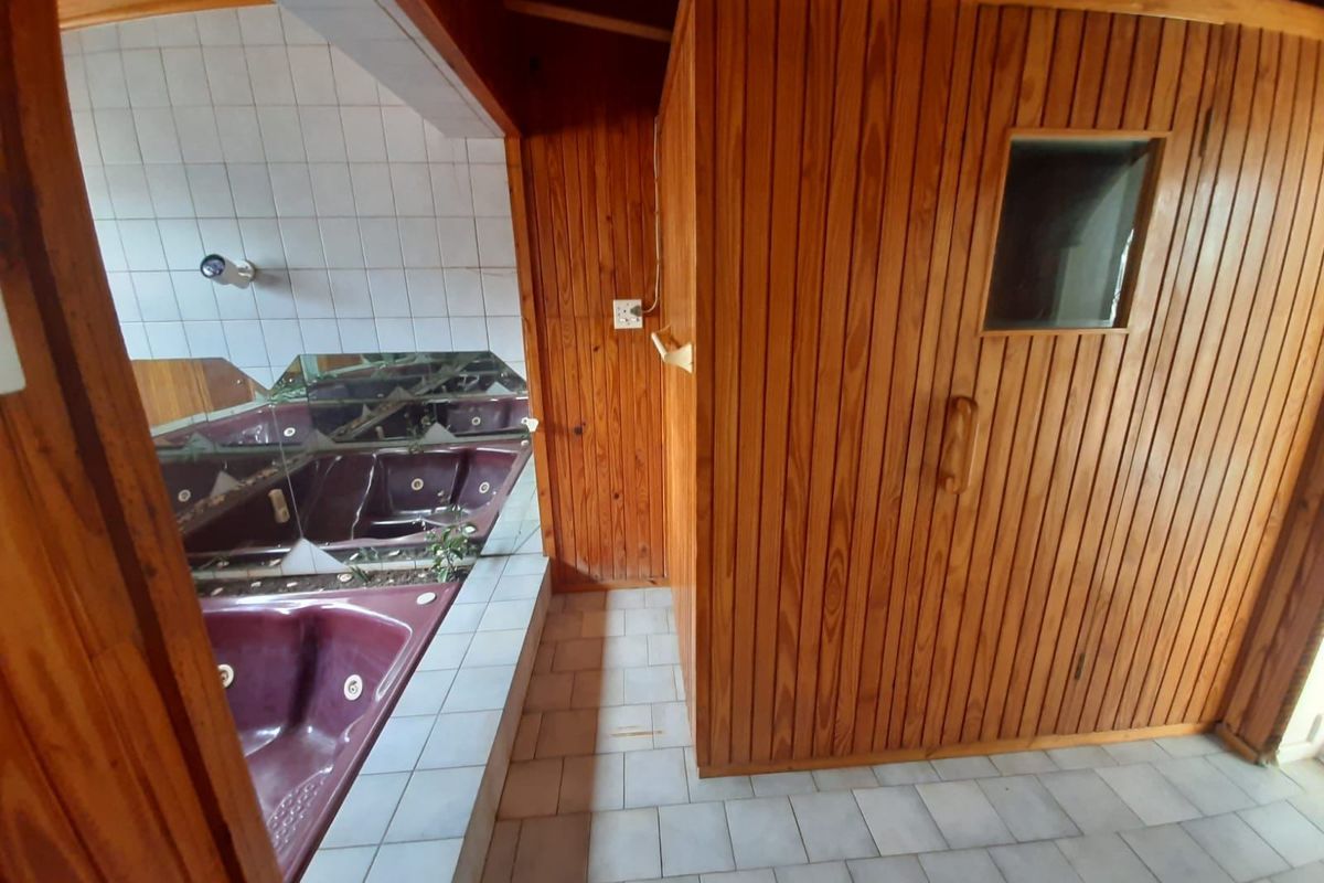 House For Sale In Brakpan - Photo 4