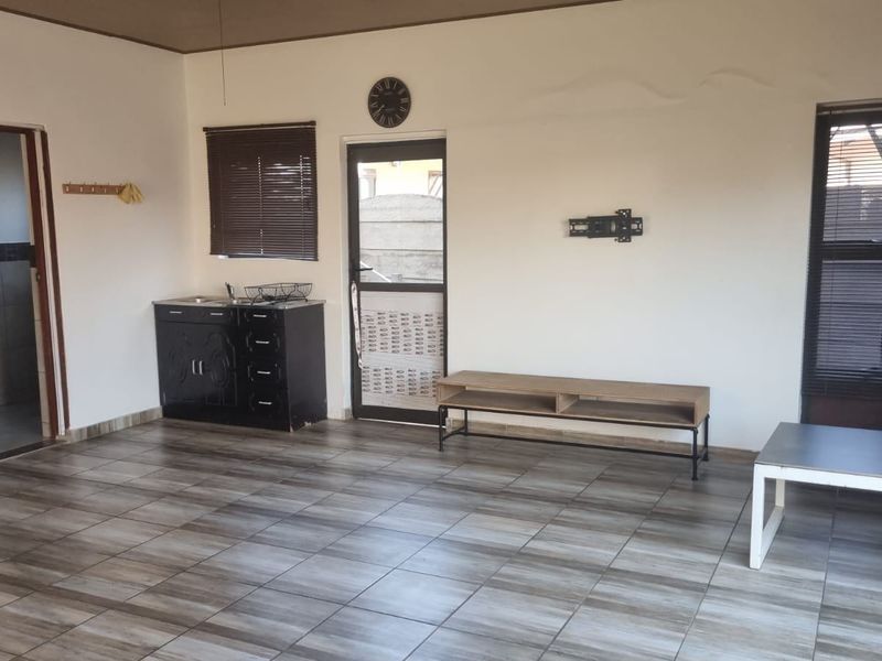 House For Sale In Brakpan - Photo 3