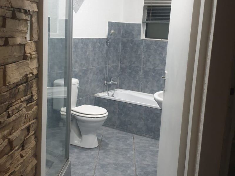 House For Sale In Brakpan - Photo 7