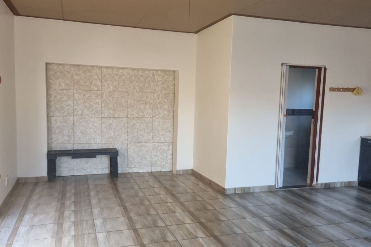 House For Sale In Brakpan - Photo 4