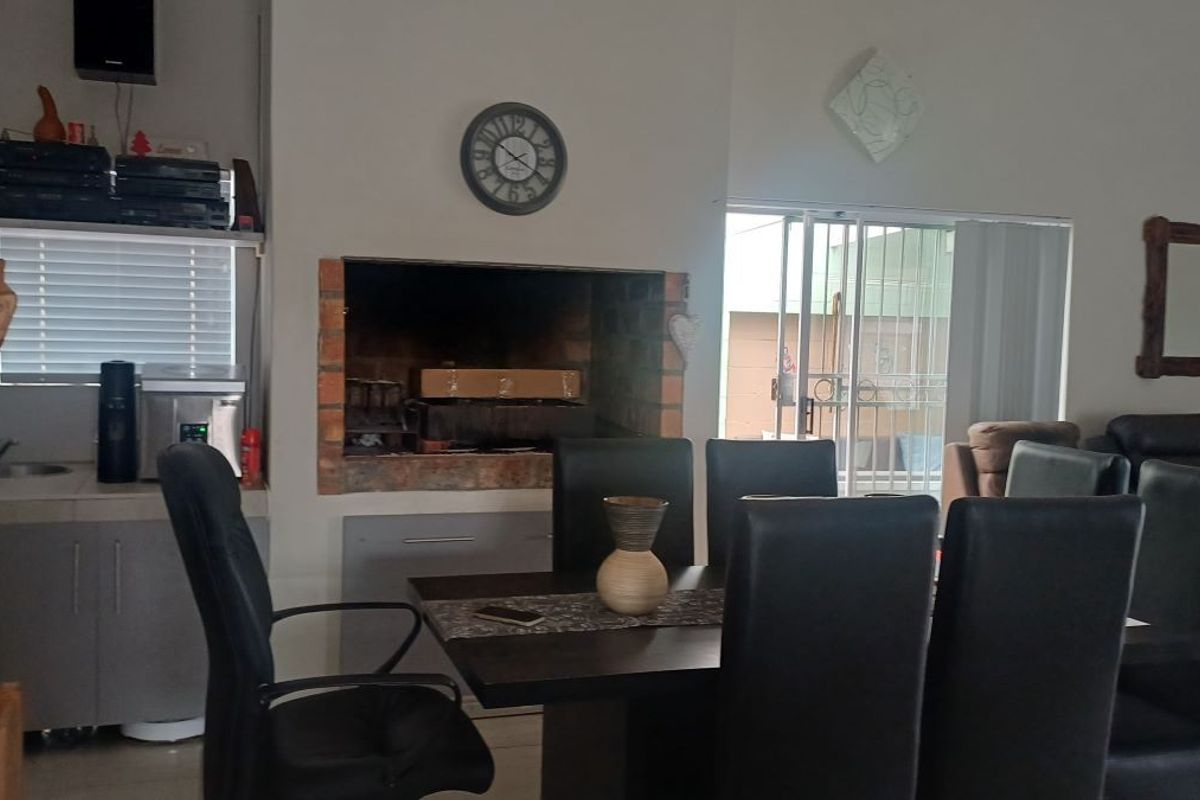 House For Sale In Vredenburg - Photo 4