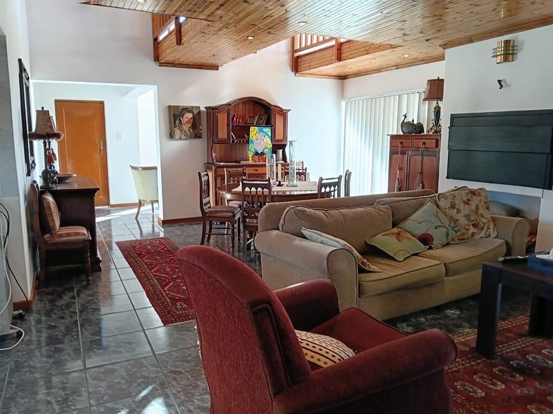 House For Sale In Langebaan - Photo 3