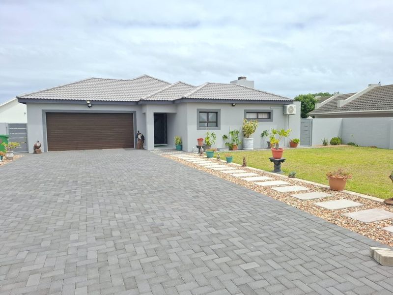 House For Sale In Langebaan - Photo 1