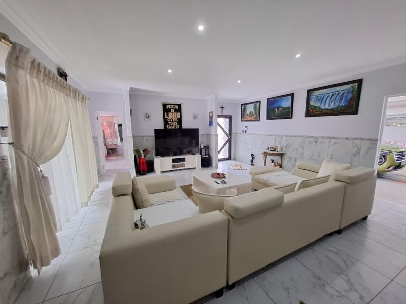 House For Sale In Langebaan - Photo 8