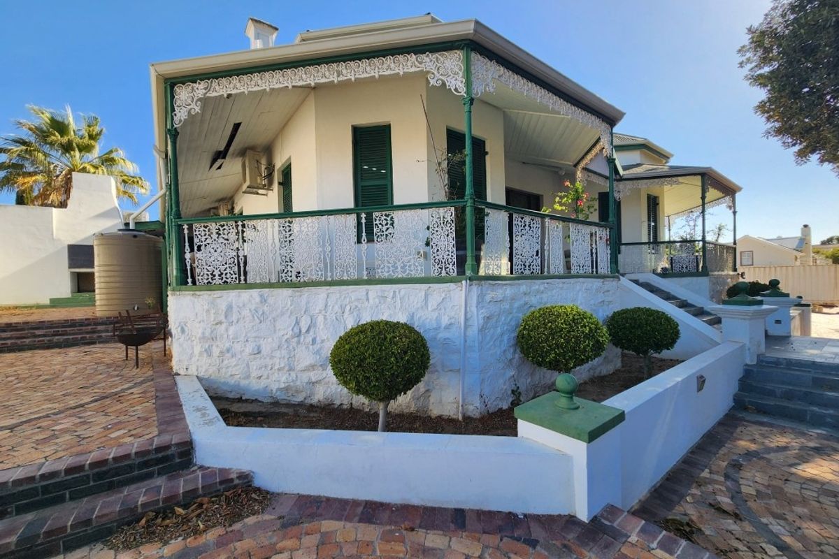 House For Sale In Malmesbury - Photo 3