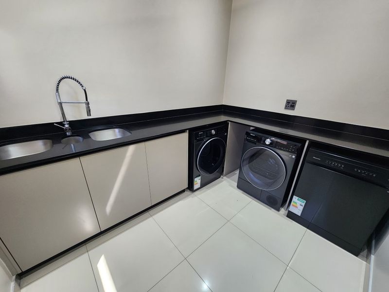 House For Sale In Malmesbury - Photo 10