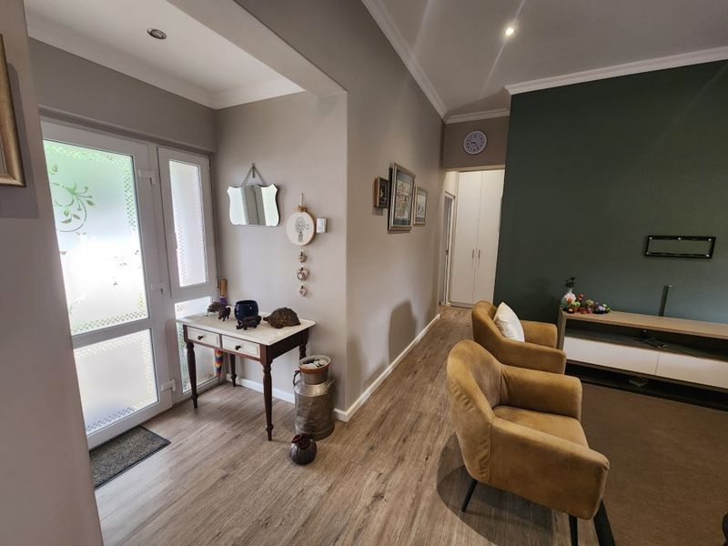 House For Sale In Malmesbury - Photo 6