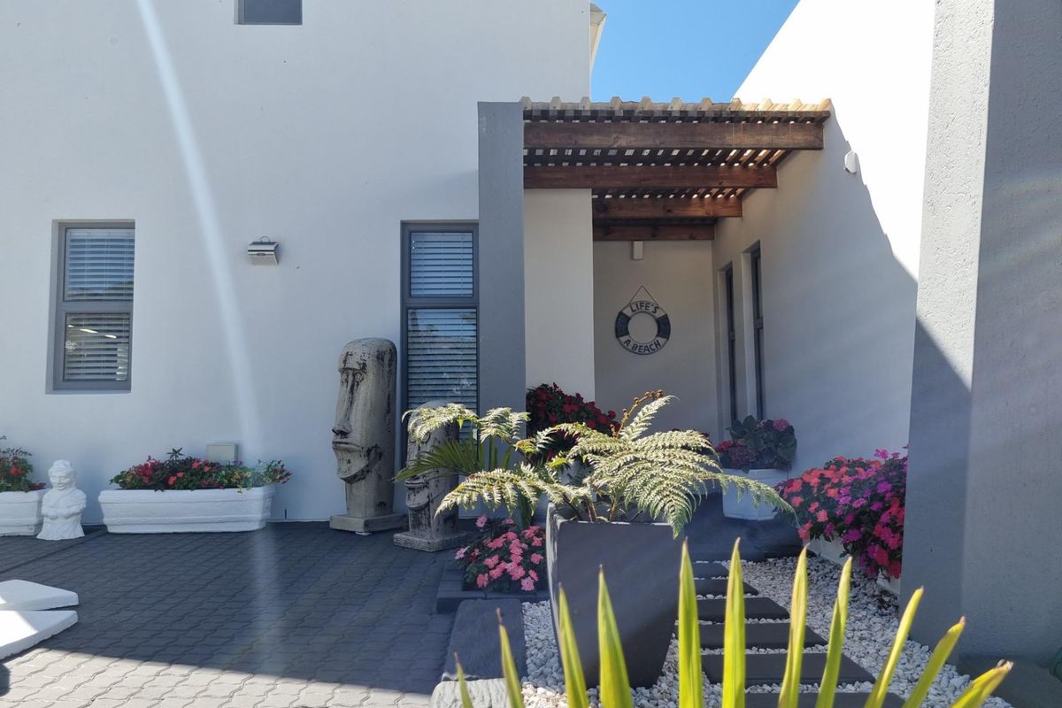House For Sale In Saldanha - Photo 2