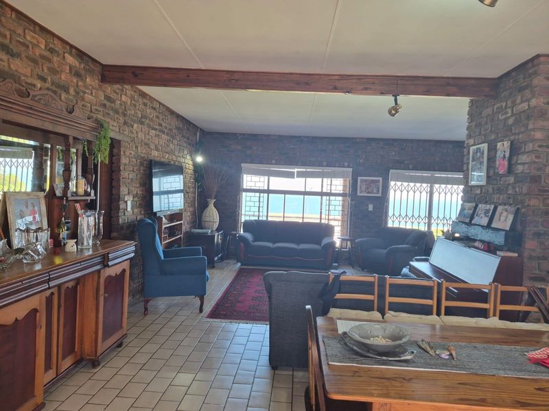 House For Sale In Mossel Bay - Photo 10