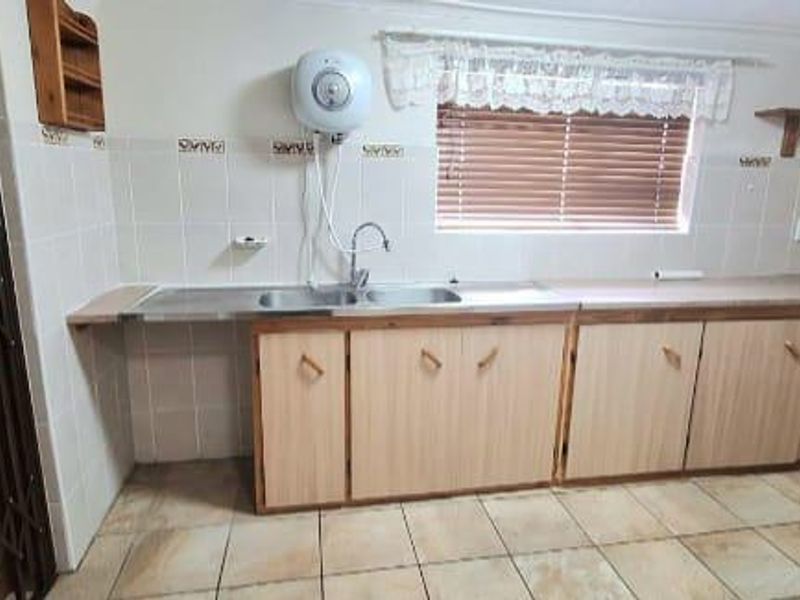 House For Sale In Mossel Bay - Photo 7