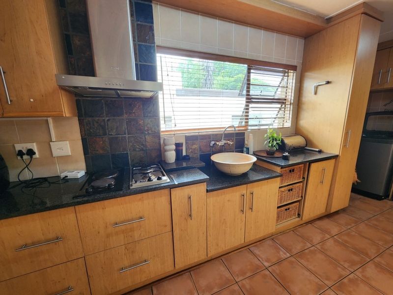 House For Sale In Malmesbury - Photo 5