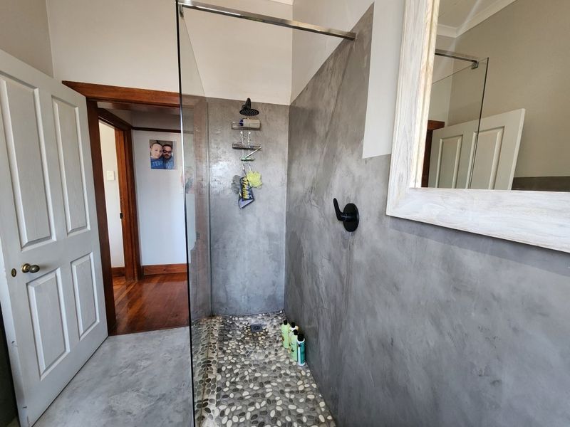 House For Sale In Malmesbury - Photo 5