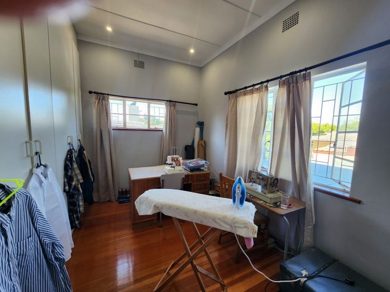 House For Sale In Malmesbury - Photo 9