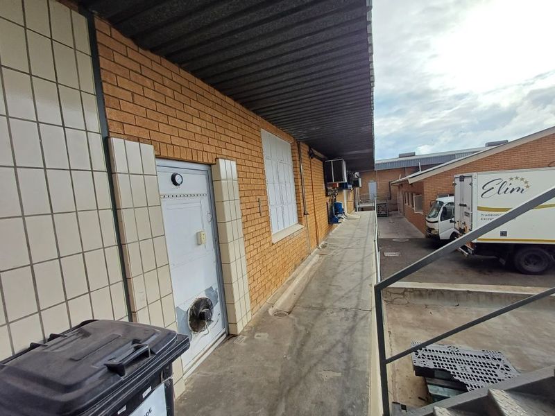Industrial For Sale In Malmesbury - Photo 3