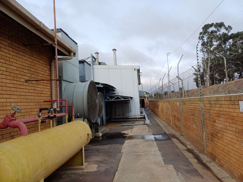 Industrial For Sale In Malmesbury - Photo 4